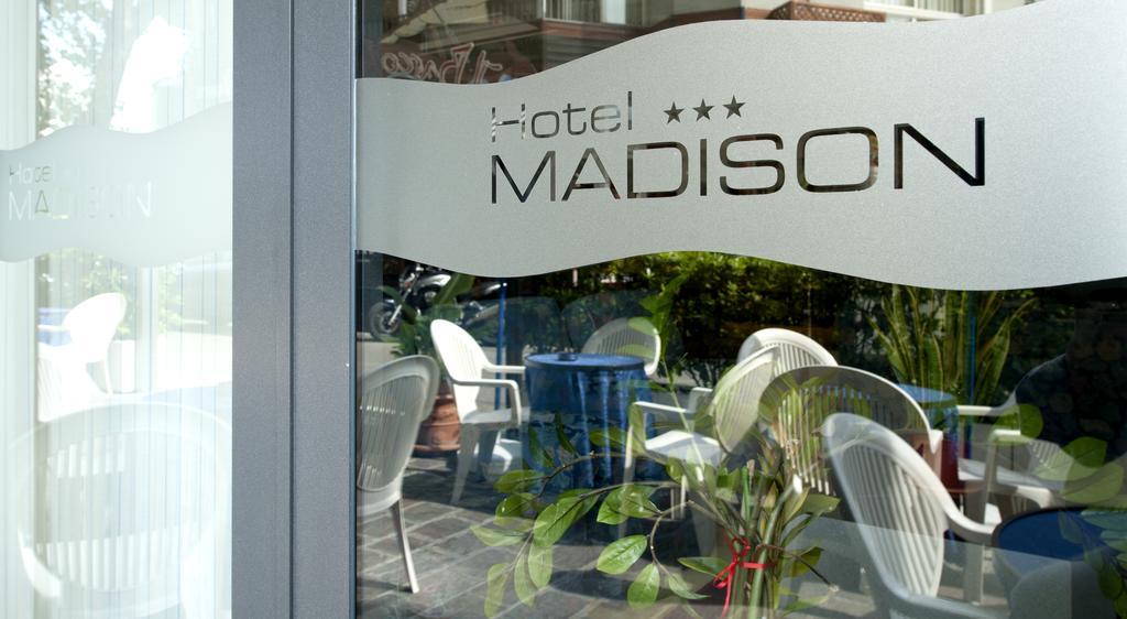 Hotel Madison Gabicce Mare Exterior photo